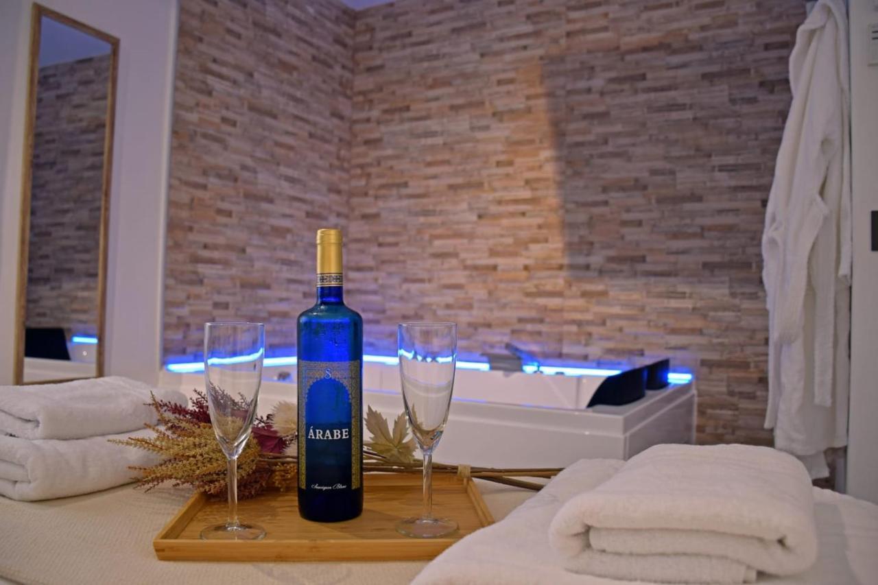 Alojamientos Lola, Suite Con Jacuzzi Benalup-Casas Viejas Exteriér fotografie