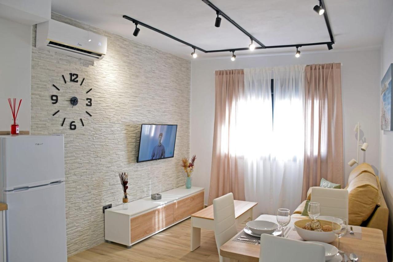 Alojamientos Lola, Suite Con Jacuzzi Benalup-Casas Viejas Exteriér fotografie